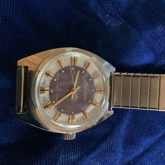 vintage lucerne mens watch Blue Center Dial